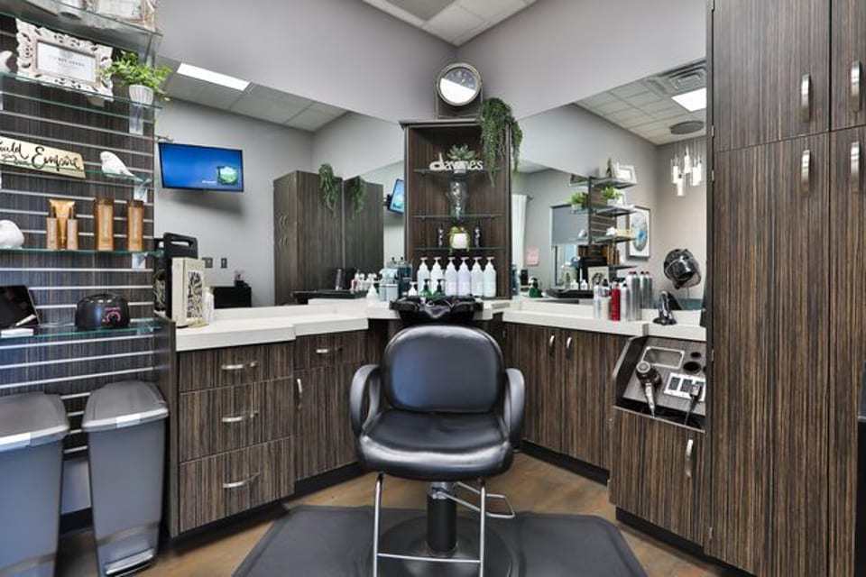 Sola Salons photo 1