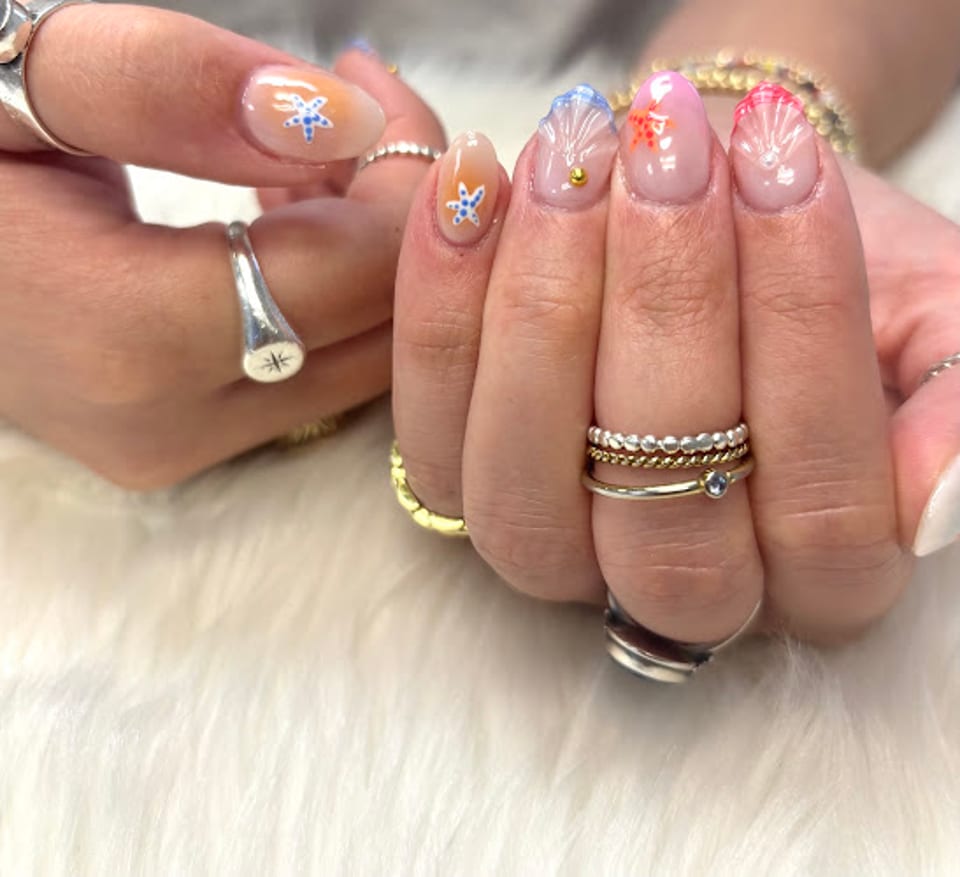 AESTHETIC NAIL SALON photo 1