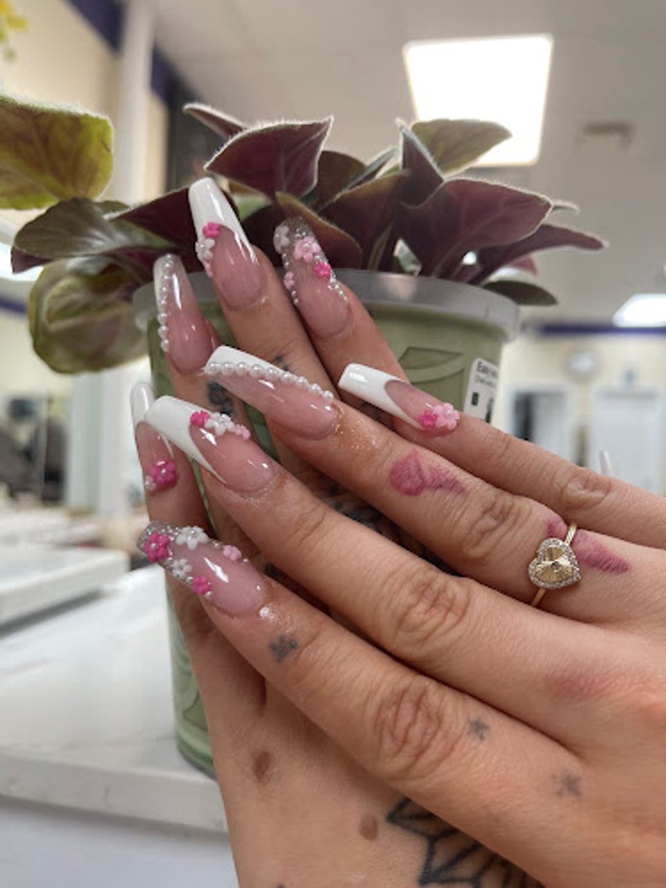 Complete Nails photo 1