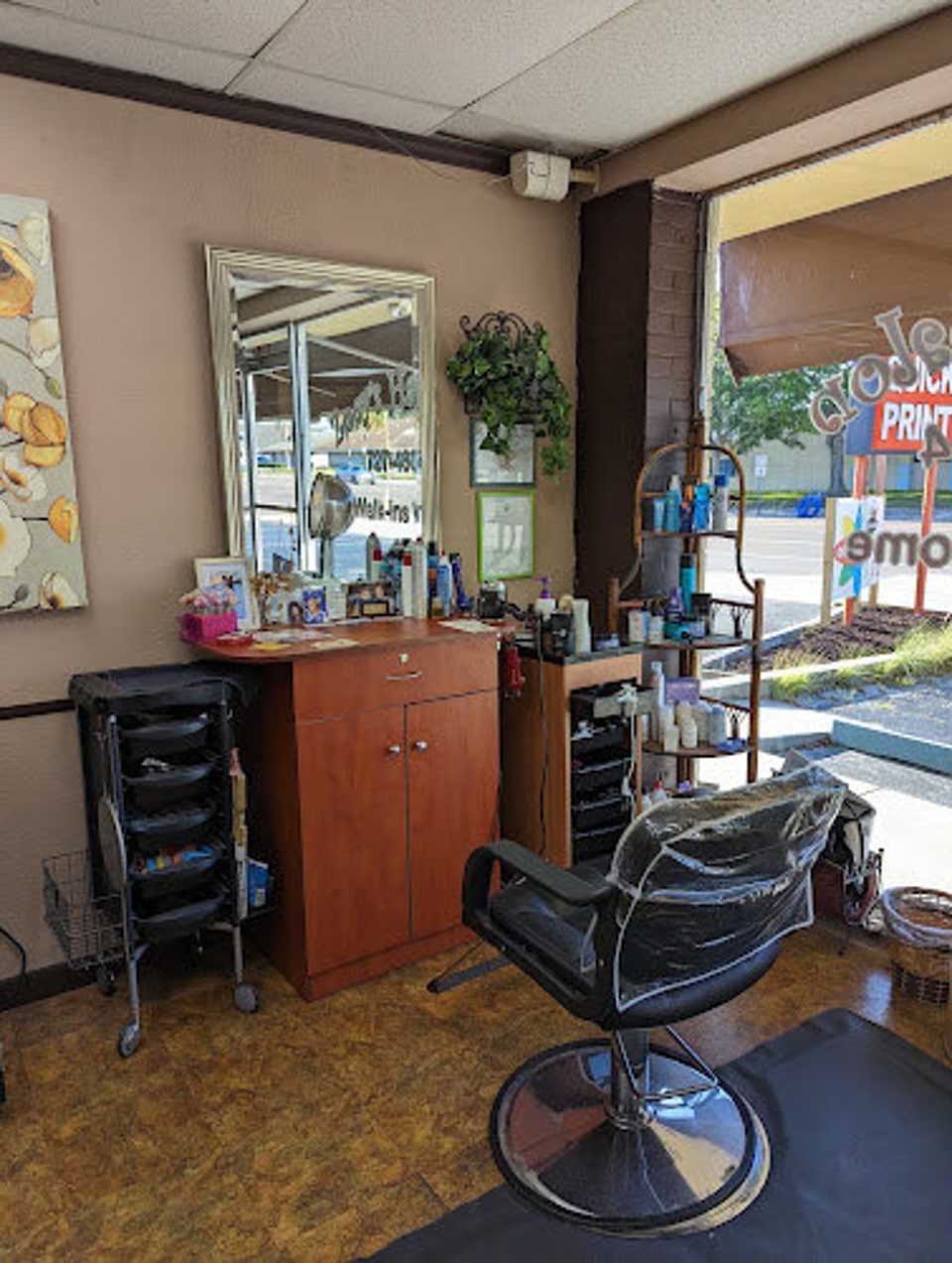Zoey’s Hair Salon photo 1