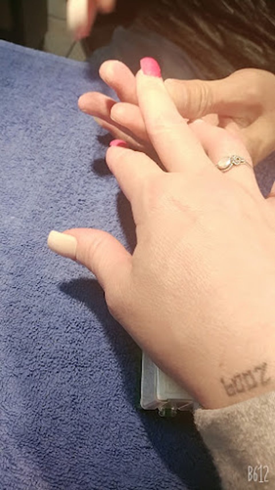 Classic Nails photo 1