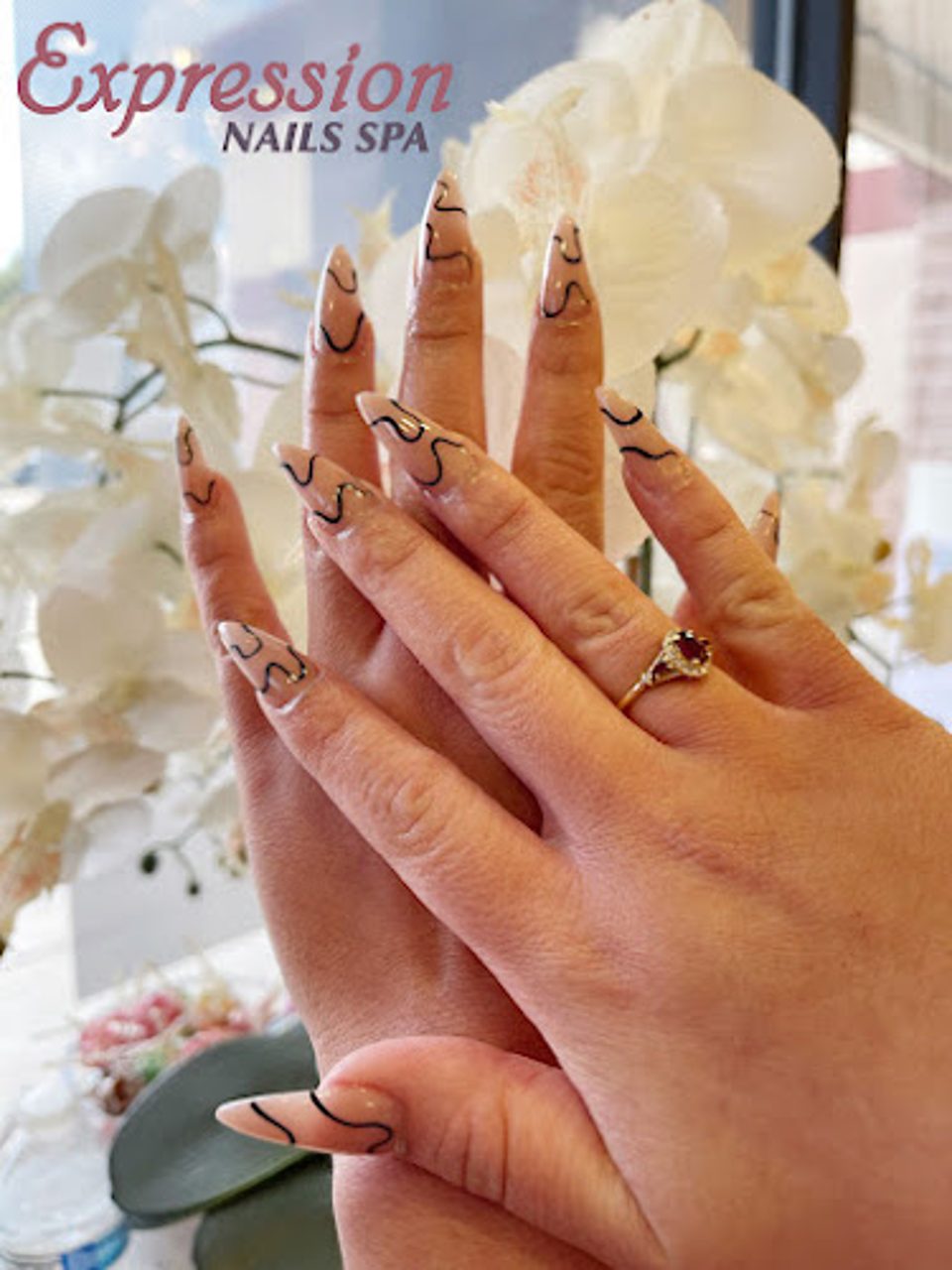 Expression Nails photo 1