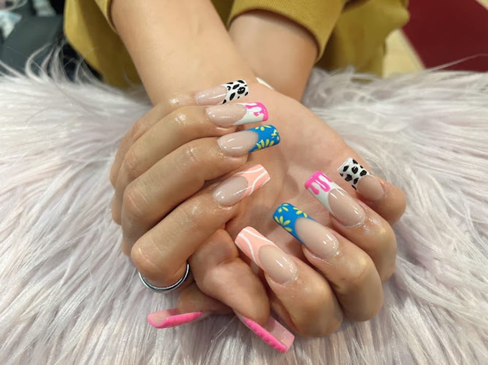 D'Diamond Nails & Spa photo 1