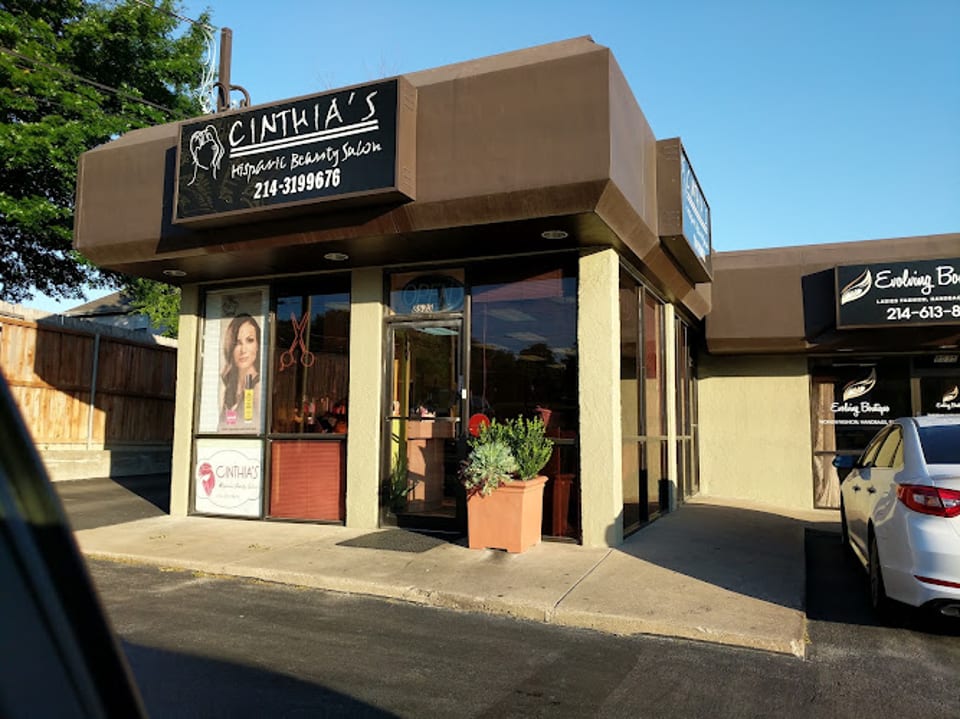 Cinthia's Hispanic Beauty Sln photo 1
