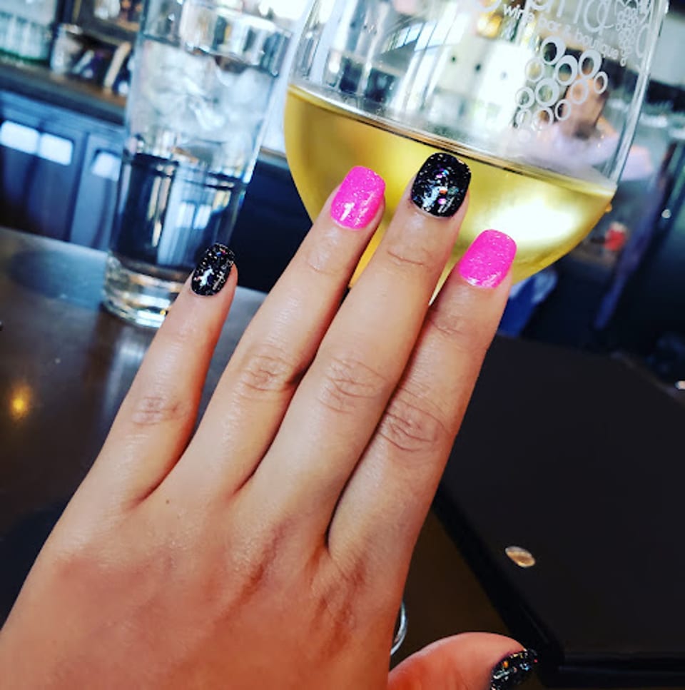 VP Nail Bar photo 1
