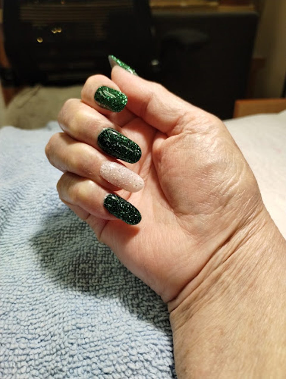 Lily Nails photo 1