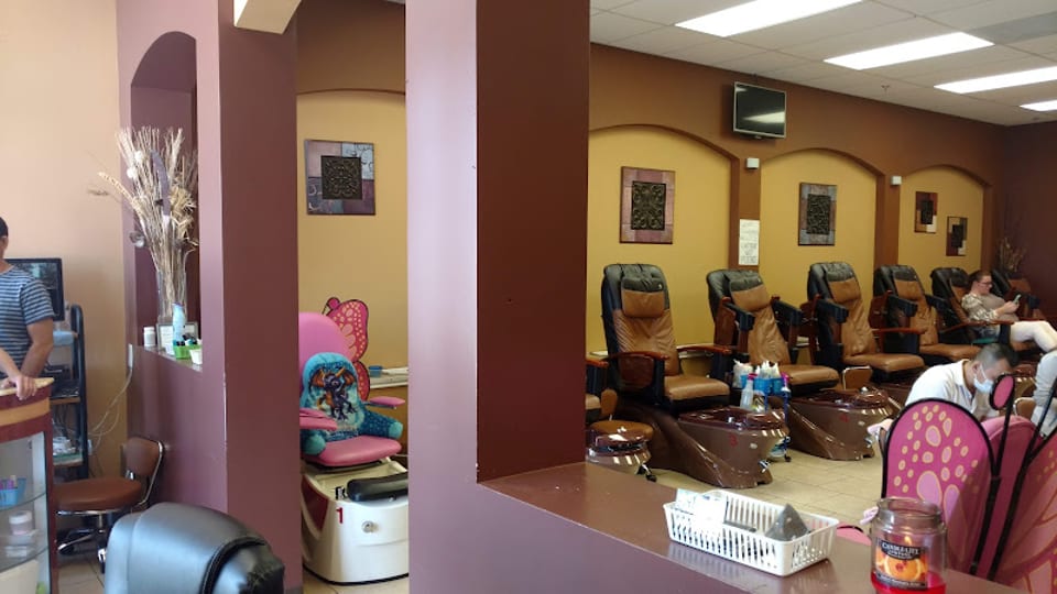 Lytle Nail & Spa photo 1