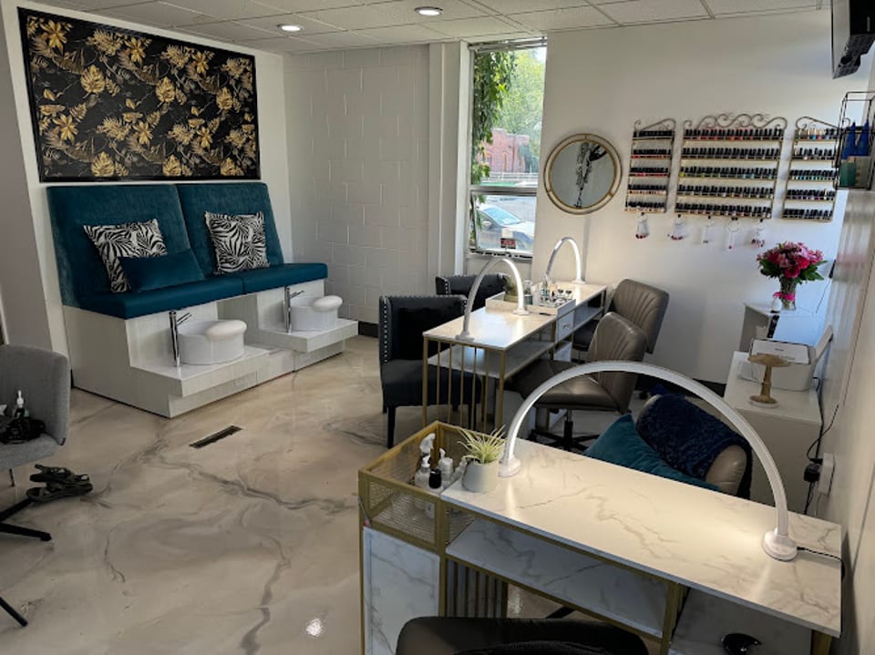 Vibez Nail Spa photo 1