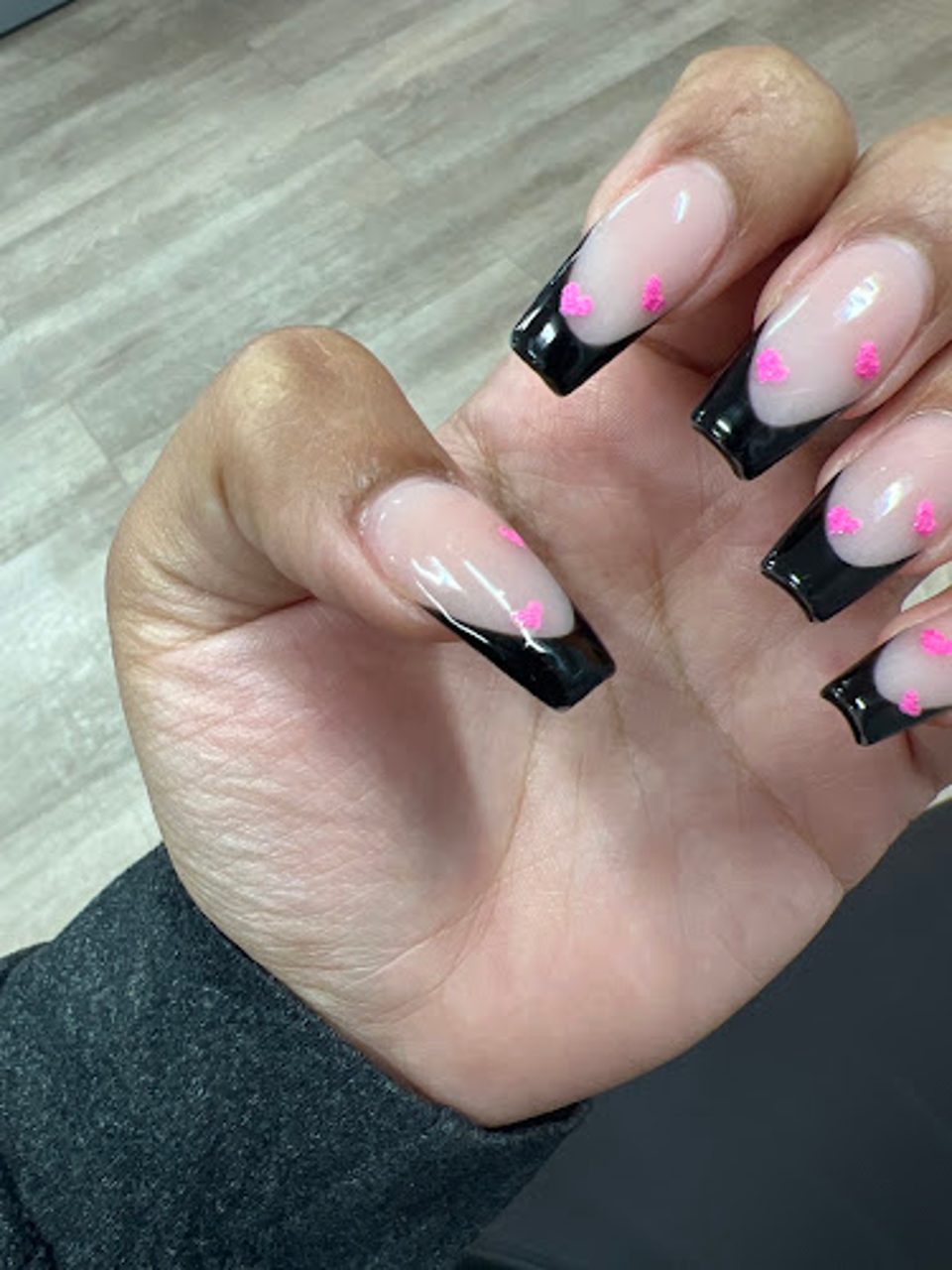 GRANDLUX NAIL LOUNGE WESTHEIMER & DUNVALE photo 1