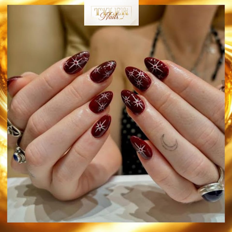 Tyler Nails photo 1