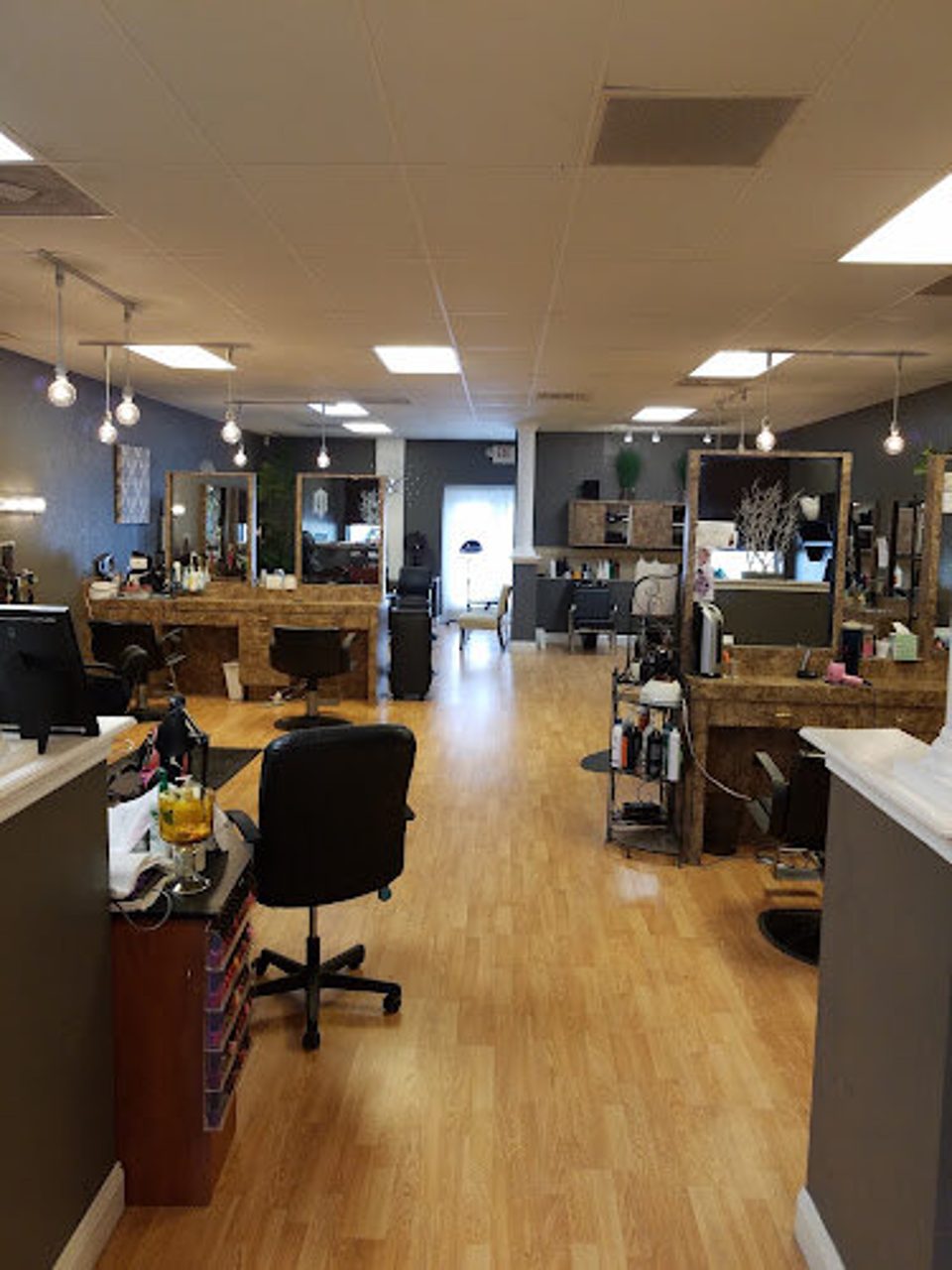 Taj Salon photo 1