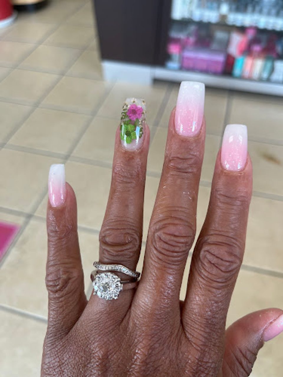 Le Monde Nails photo 1