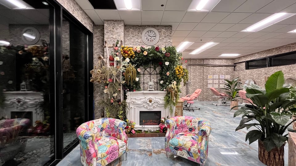 Zola’s Beauty Lounge photo 1