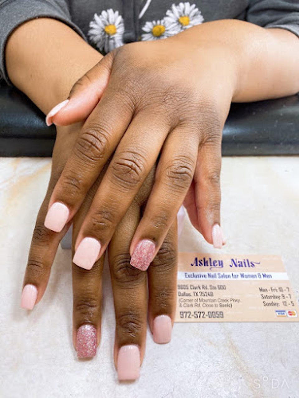 Ashley Nails photo 1
