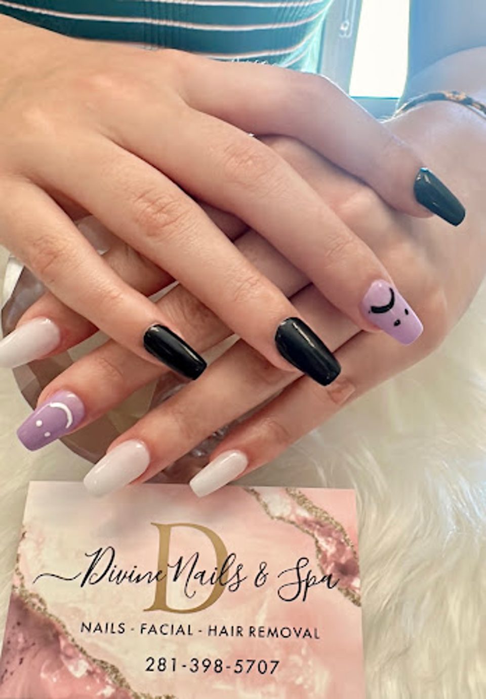 Divine Nails & Spa photo 1