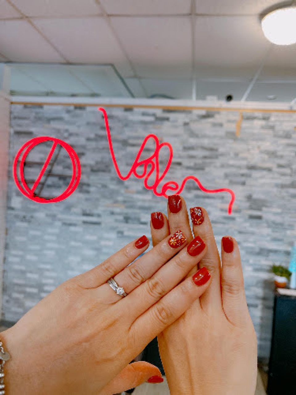 Valen Nails and Beauty photo 1