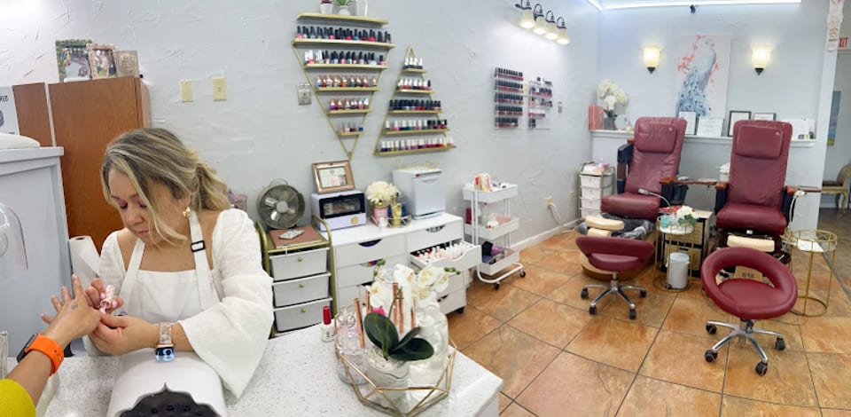 Elegant Salon Suites photo 1