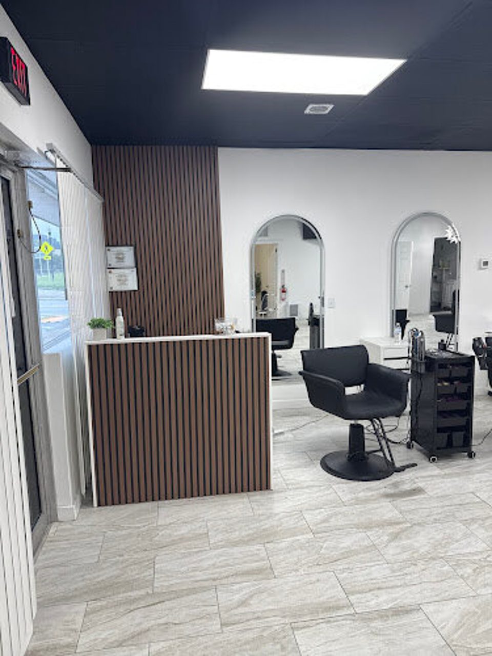Dailys Beauty Salon photo 1