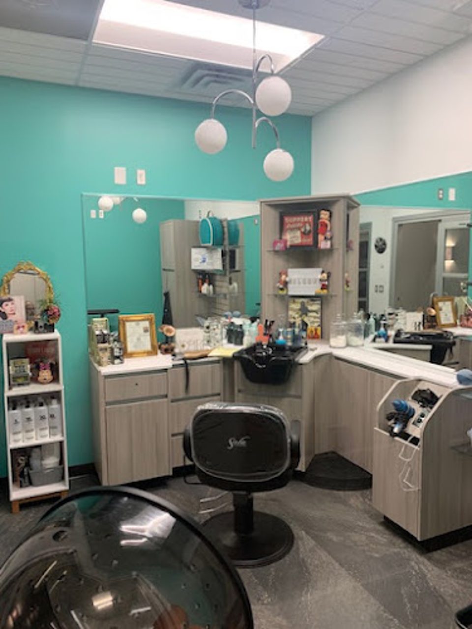 Sola Salons photo 1