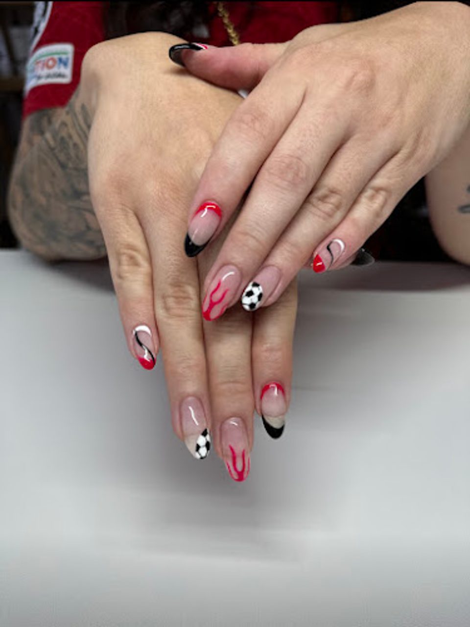 Nailphaze photo 1