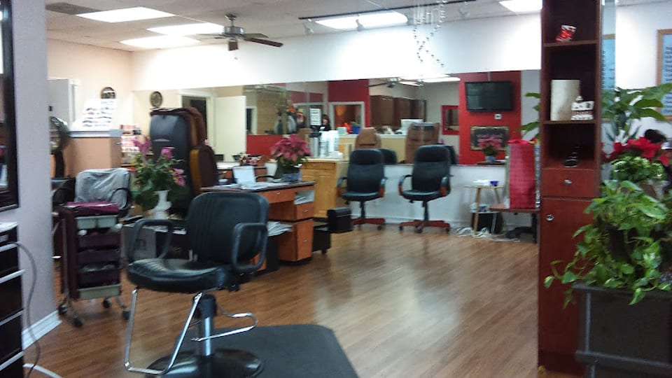 Salon Impressions 2 photo 1