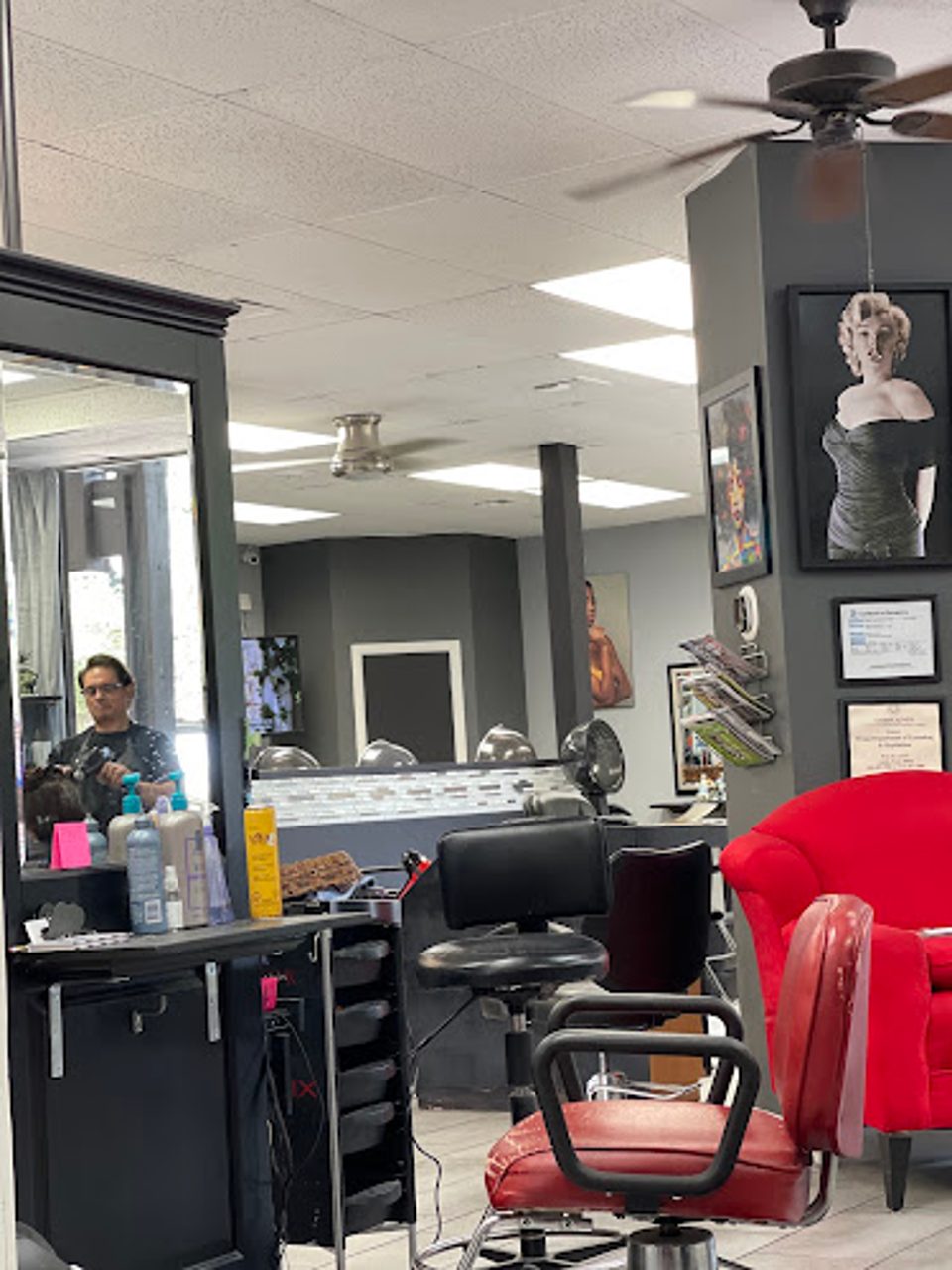 Salon Á la Mode photo 1