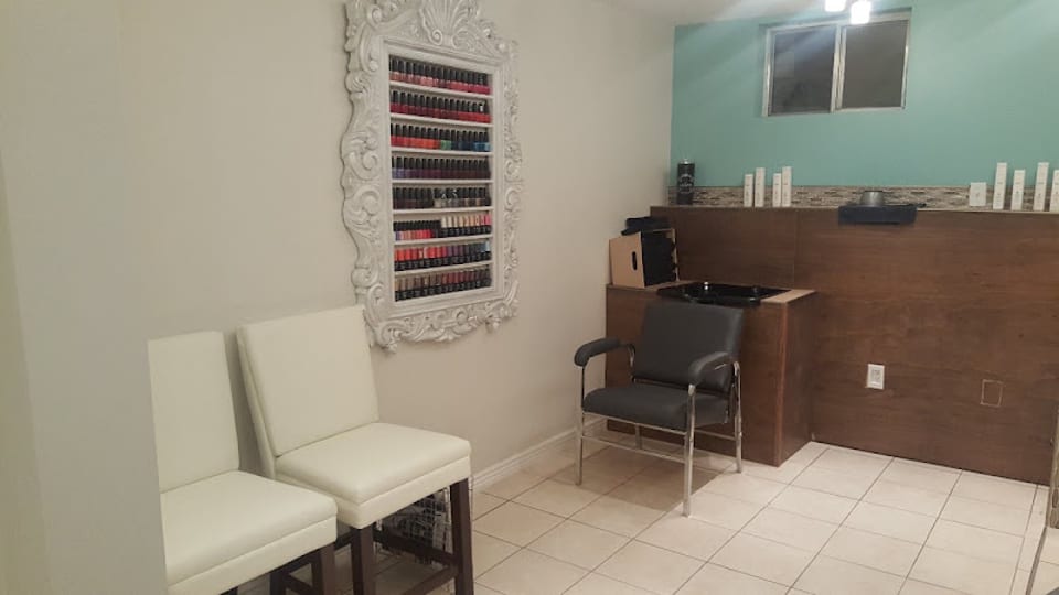 The Beaute' Shoppe by Janalyn photo 1