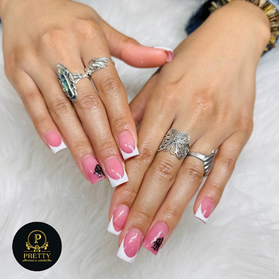 Pretty Nails & Lashes photo 1