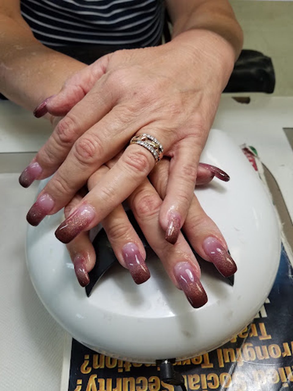 Hollywood Nail Salon photo 1