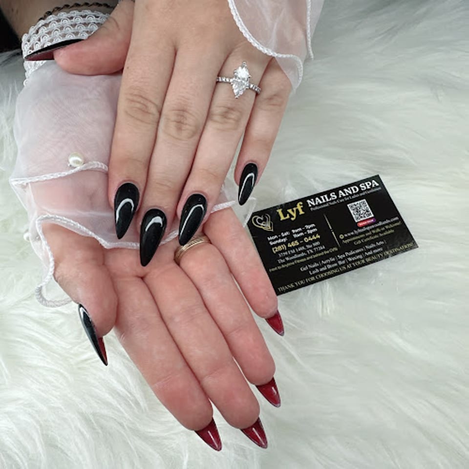LYF Nails & Spa photo 1