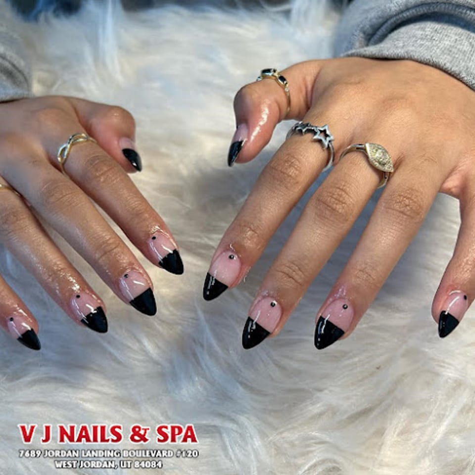 VJ Nails & Spa photo 1