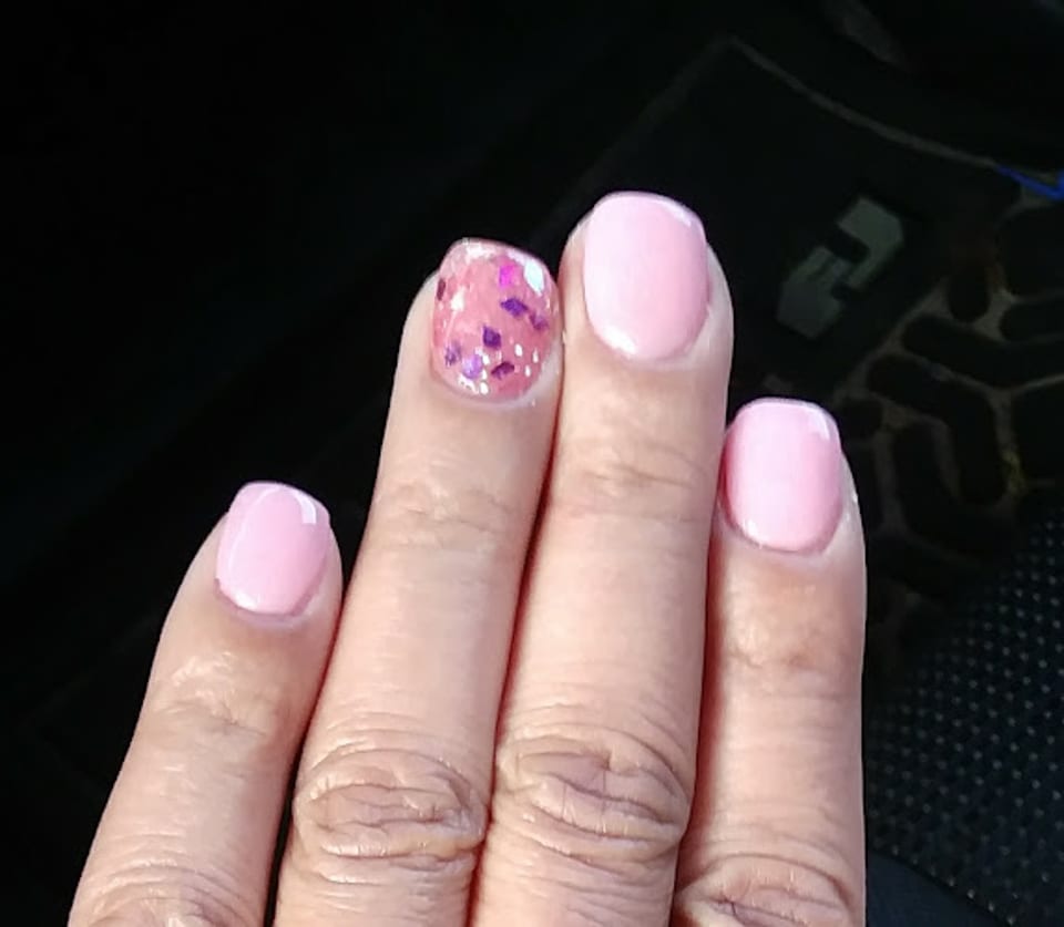 Sharp Nail photo 1