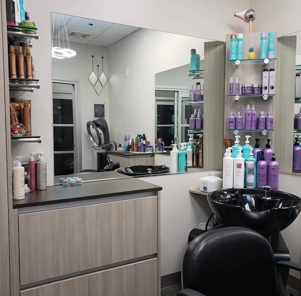 Sola Salons photo 1