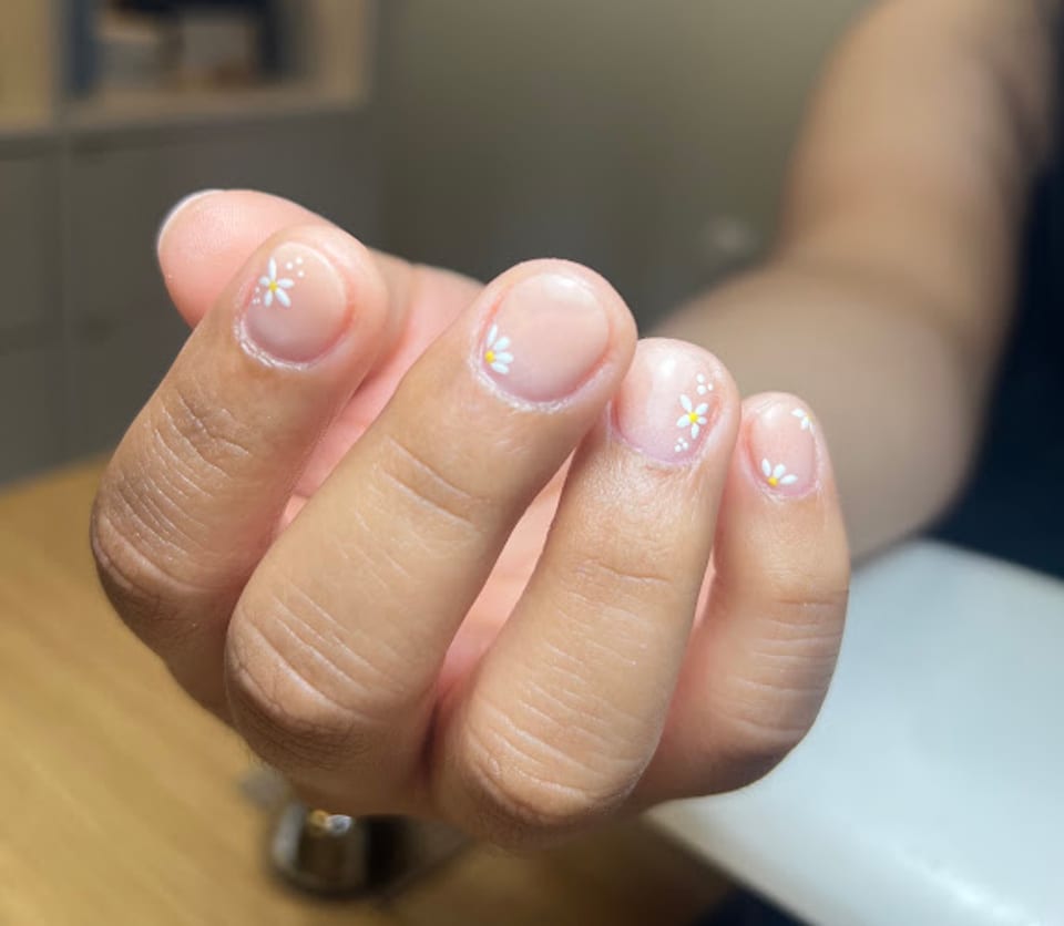 Q.utenails photo 1