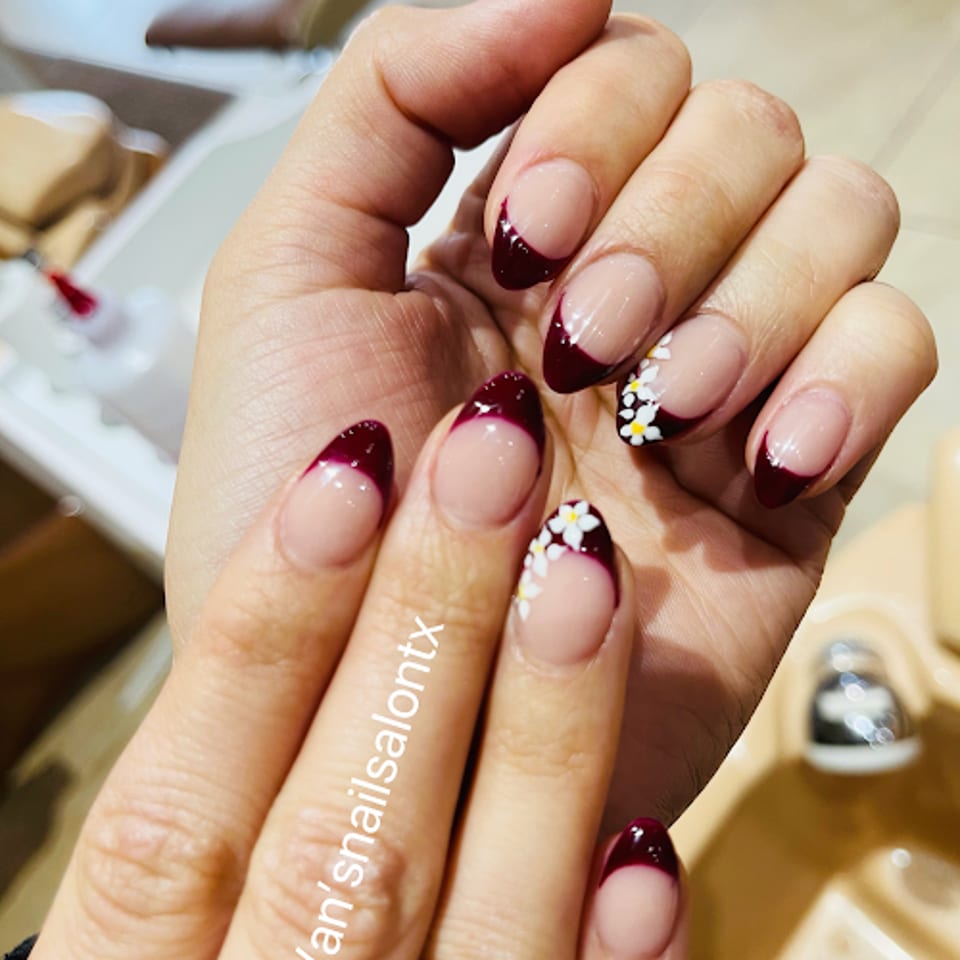 Van Nail Salon photo 1