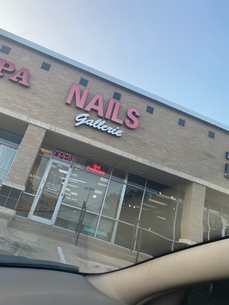 Nails Gallerie photo 1