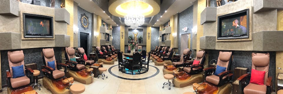 Deluxe Nail Spa photo 1