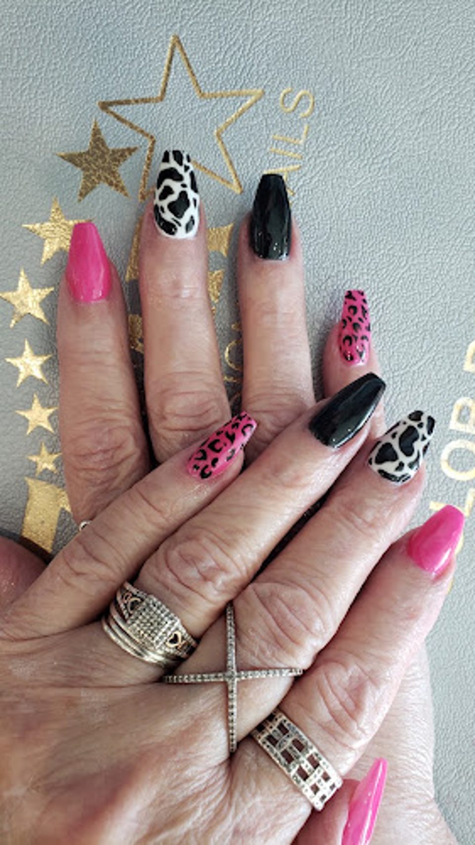 LUXURY NAIL BAR (20% OFF SECONDS SERVICE FOR NEW CUSTOMERS) Monday to Wednesday. Please let Counter know! photo 1