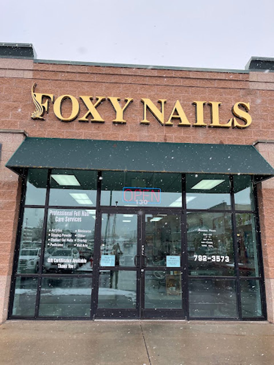 Foxy Nails photo 1