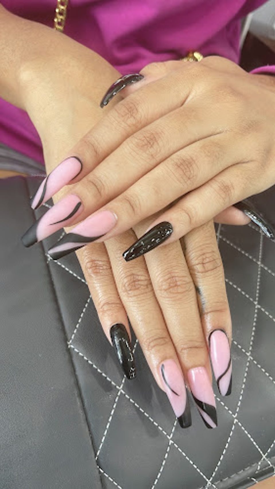 Upscale Nails Bar photo 1