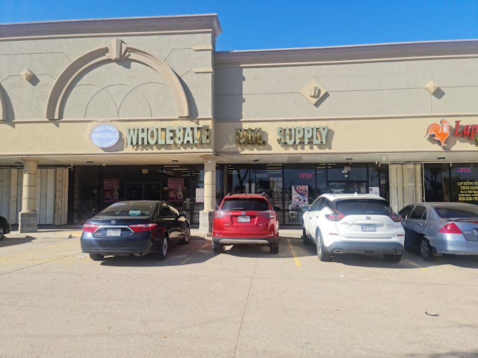 BELLAIRE WHOLESALE NAIL SUPPLY photo 1