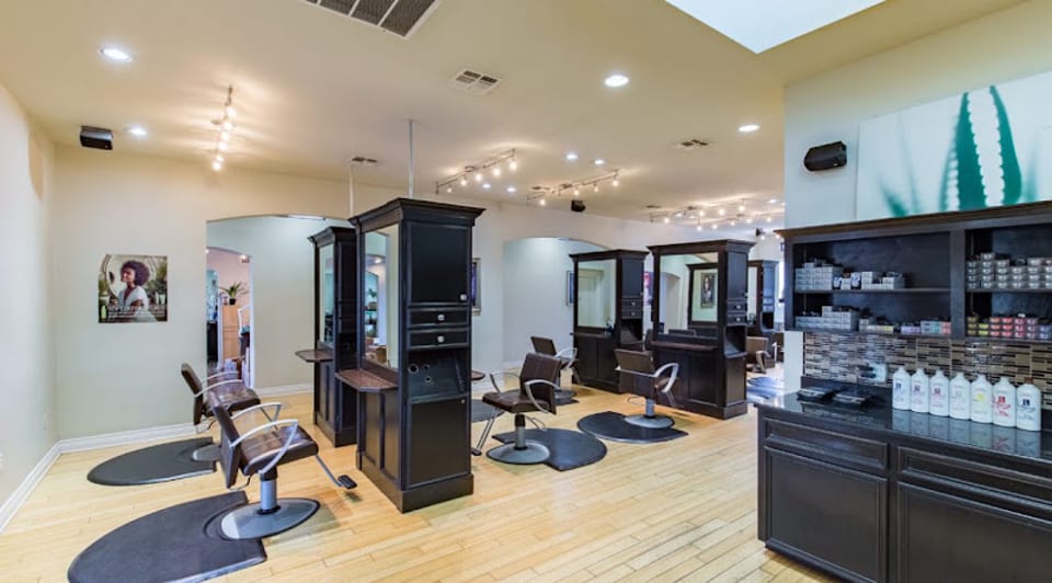 Anthony's Aveda Concept Salon & Day Spa photo 1