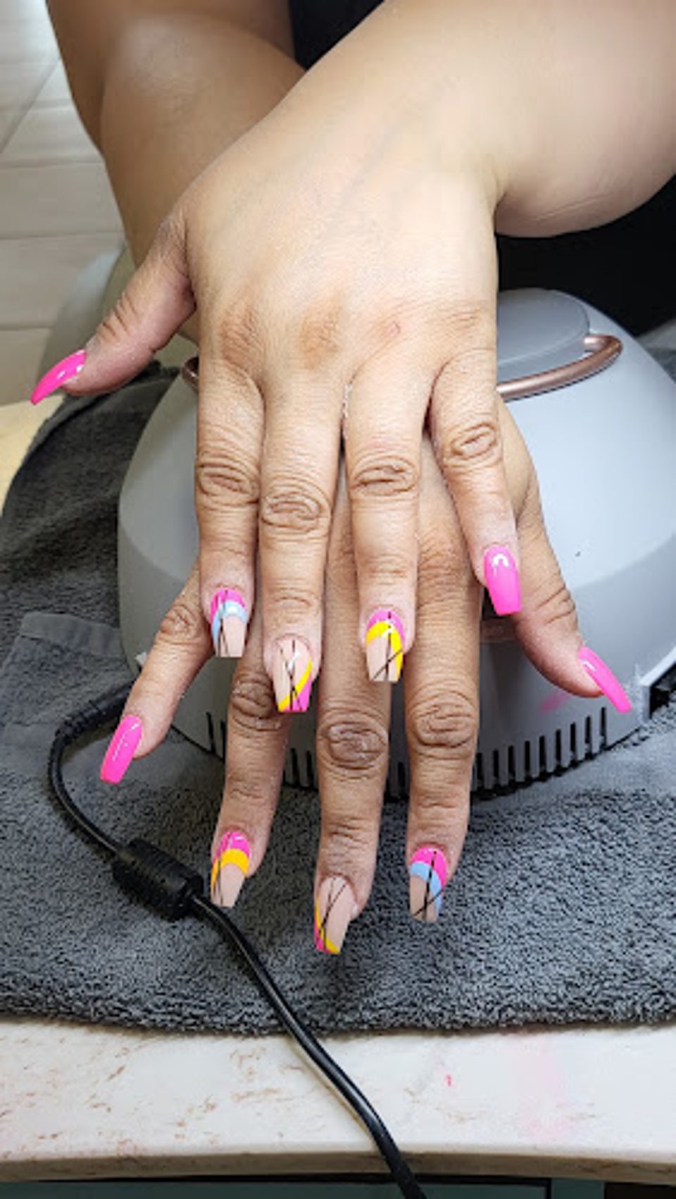 moon nails and spa photo 1