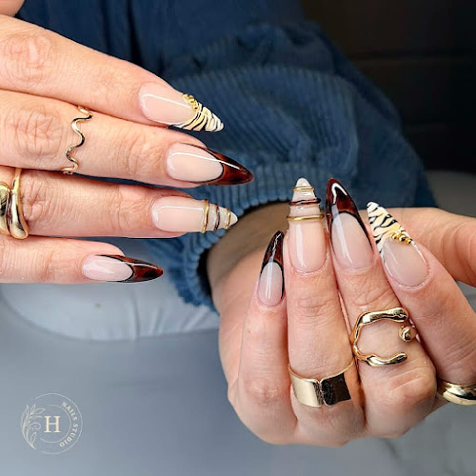 Pretty Nails by Han photo 1
