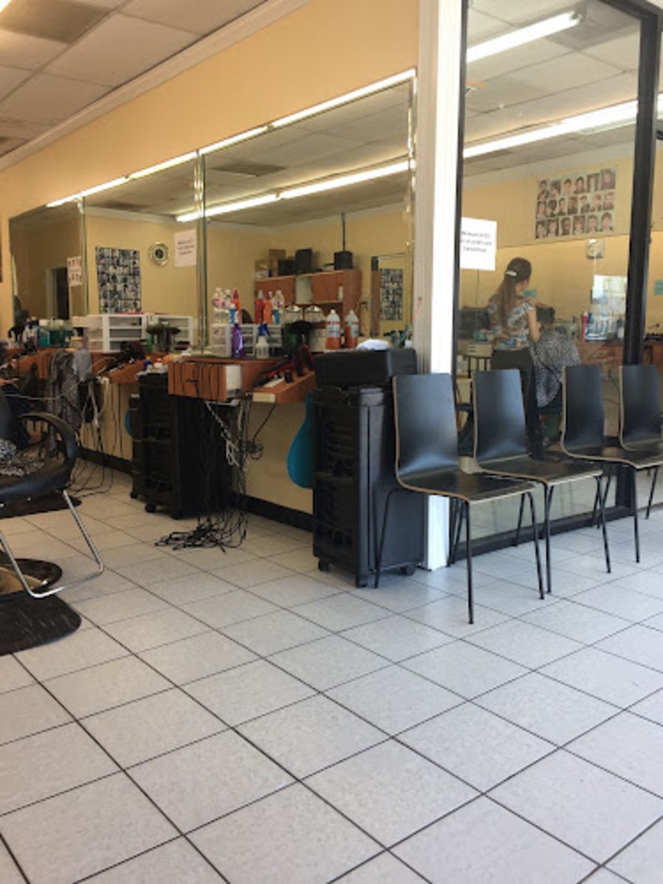 Don Hair & Nails photo 1