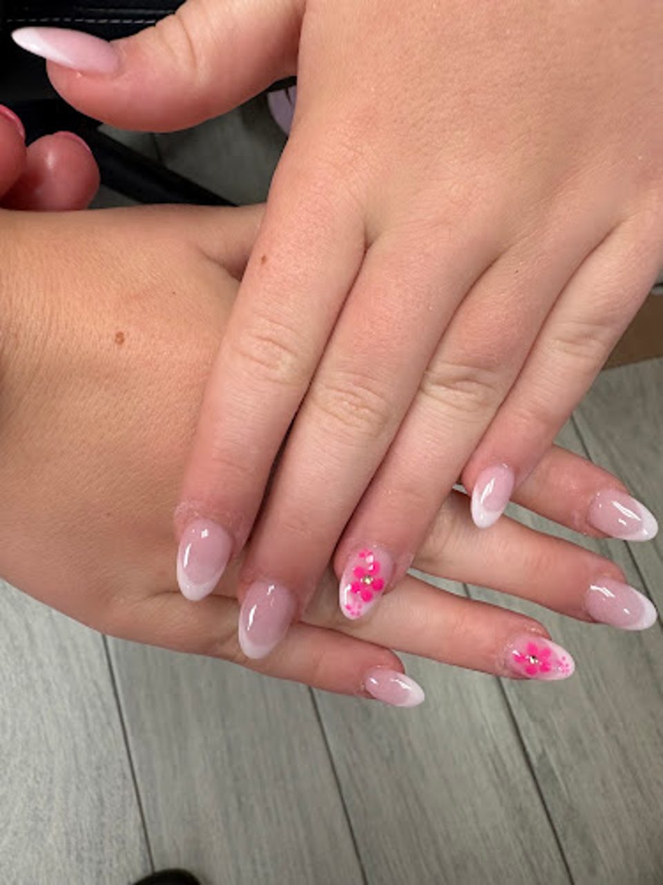 Elegant Nails and Spa photo 1