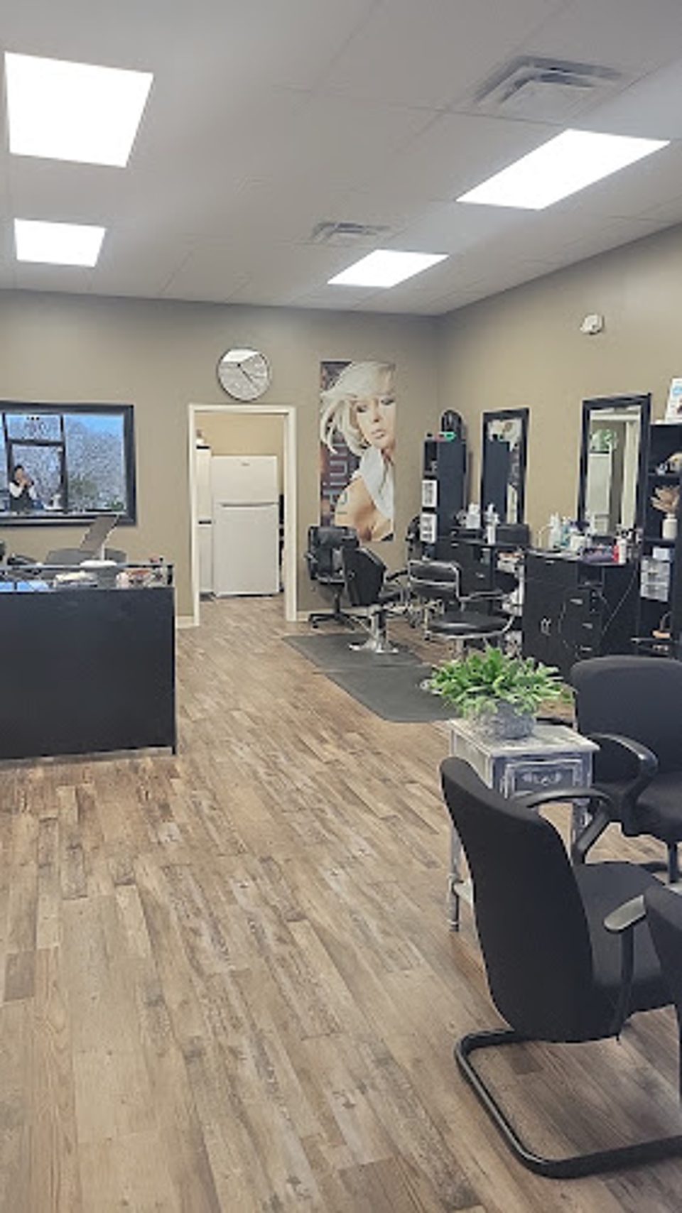 Reflections Salon photo 1