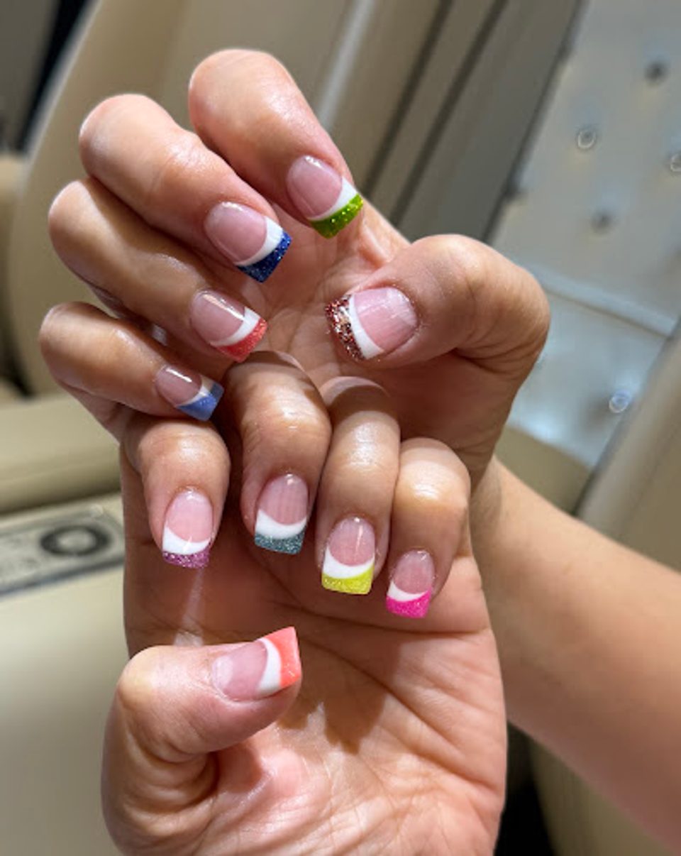 Roy Nails & Spa photo 1