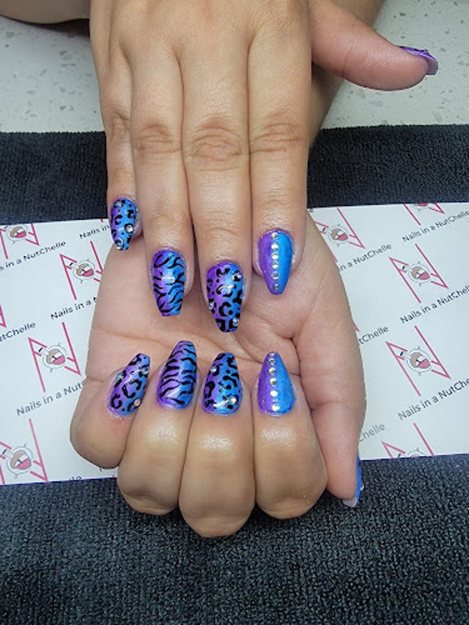 Nails in a nutChelle photo 1
