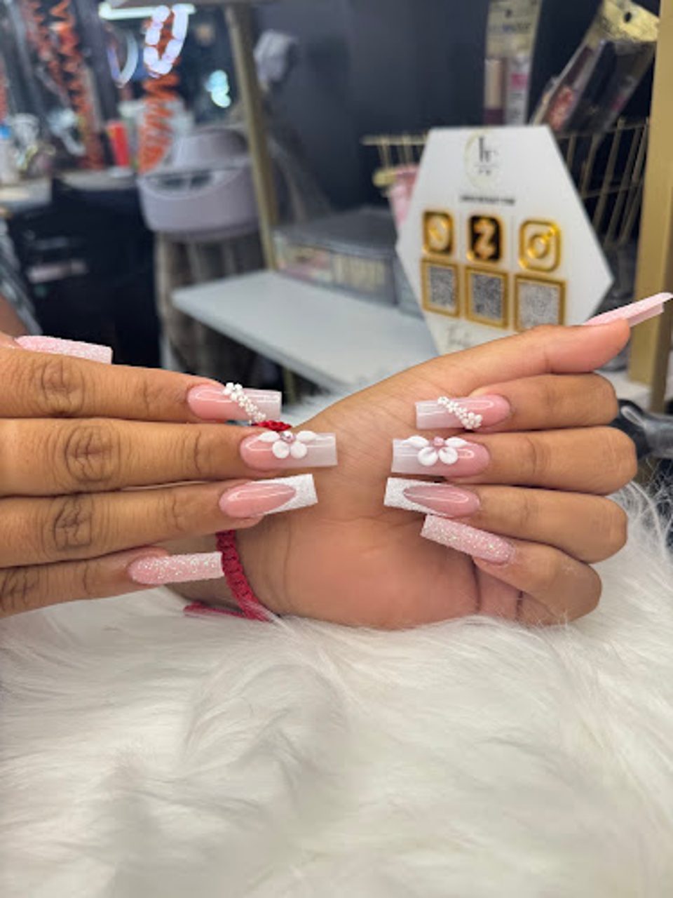 Nails & Lashes Jennifer Fino photo 1